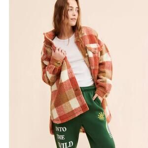 Vigoss Sherpa Fall Plaid Oversized Shirt Jacket in Rust, Size Medium, NWT